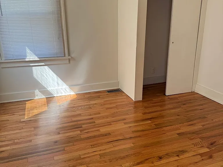4248 Vine St — Photo 5