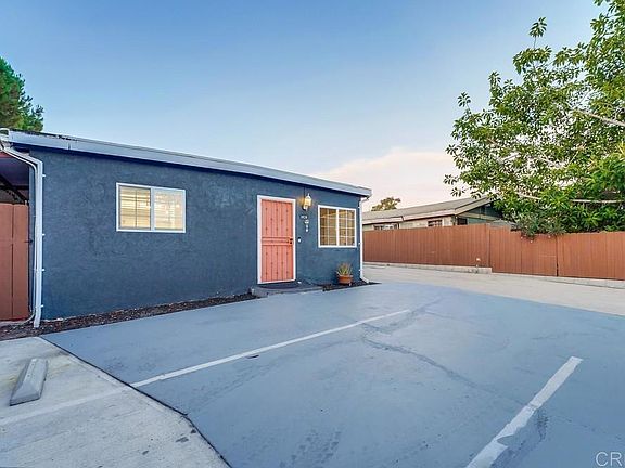 3rd image of 3826 Beyer Blvd