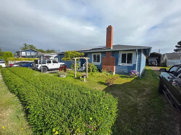 1535 Macken Ave, Crescent City, CA 95531
