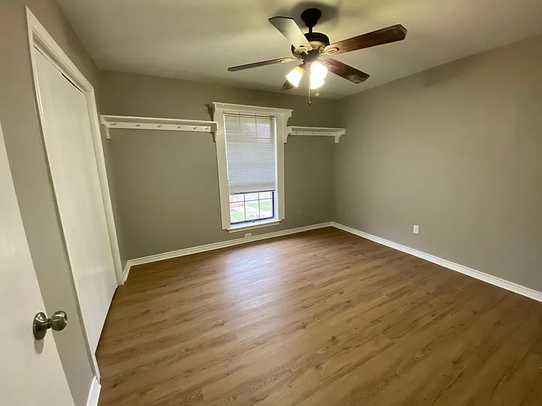 307 Wildwood Ln — Photo 16