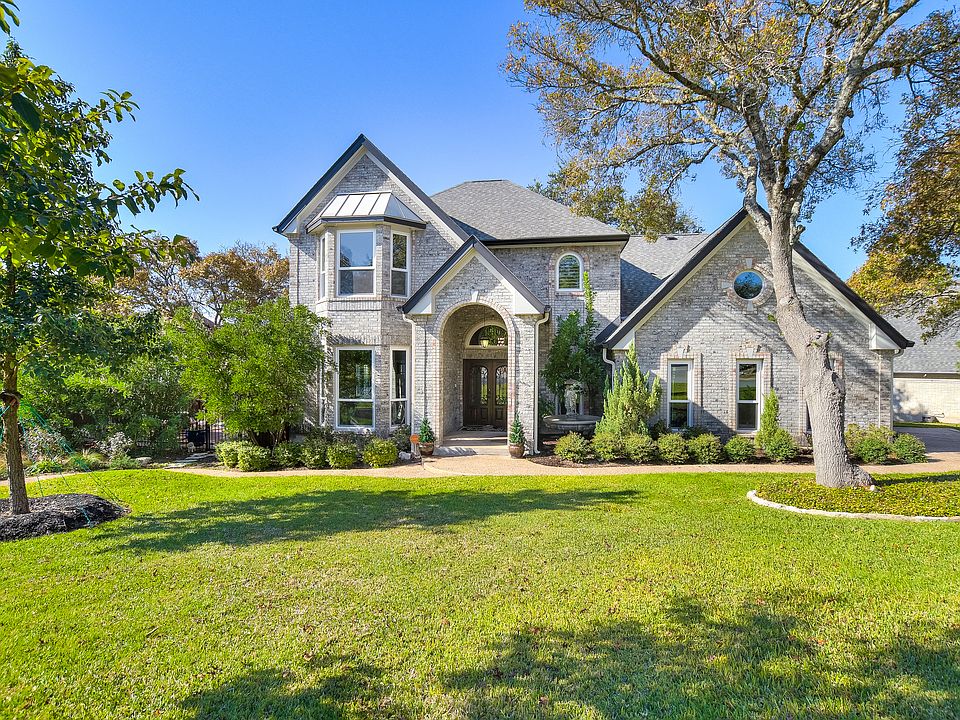 1st image of 9232 Scenic Bluff Dr
