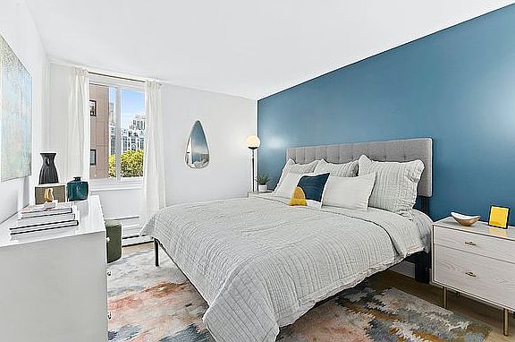 5th image of 540 Main St APT 448