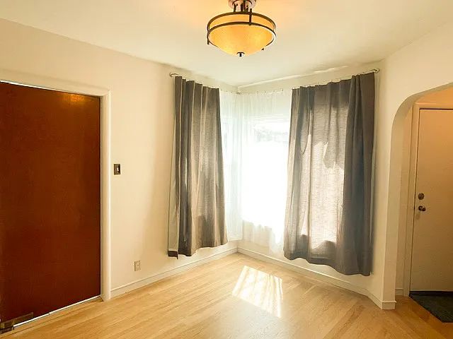 3 bed, 1450 sqft, $4,095 — Photo 4