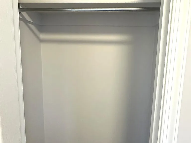 2120 N Tazewell Ct — Photo 32