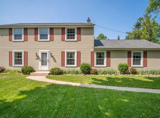 6412 W Spring St, Mequon, WI 53092