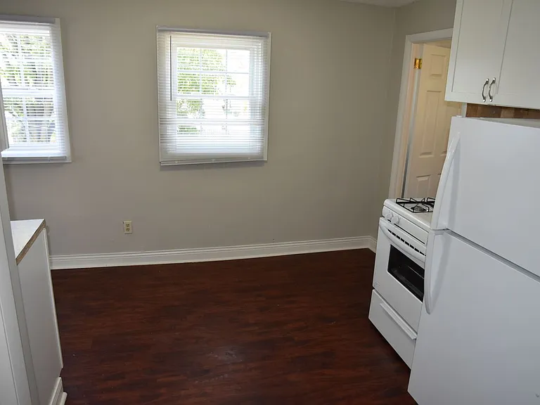 1694 S Washington Ave — Photo 3
