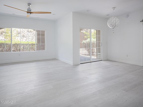 5th image of 1500 E Pusch Wilderness Dr Unit 17105