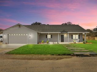 5250 Saharan Dr, Valley Springs, CA 95252