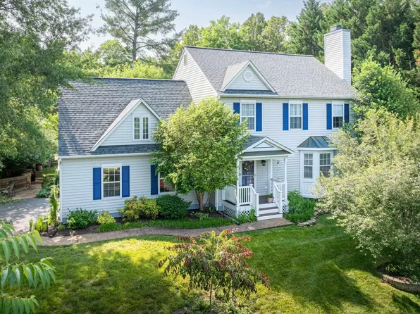 1500 Honeysuckle Ln, Charlottesville, VA 22902