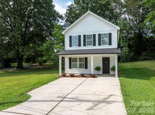28 Willowbrook Dr NW #B, Concord, NC 28027