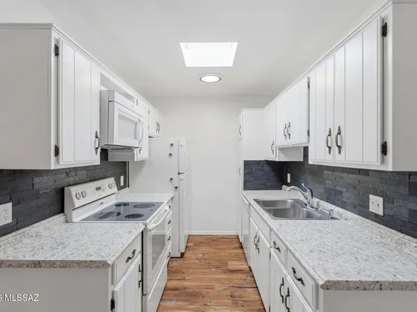 6625 E Golf Links Rd APT 13, Tucson, AZ 85730