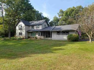 675 E State St, Iola, WI 54945