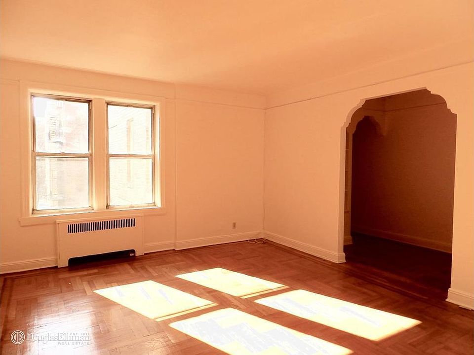 2nd image of 2219 64th St #2O
