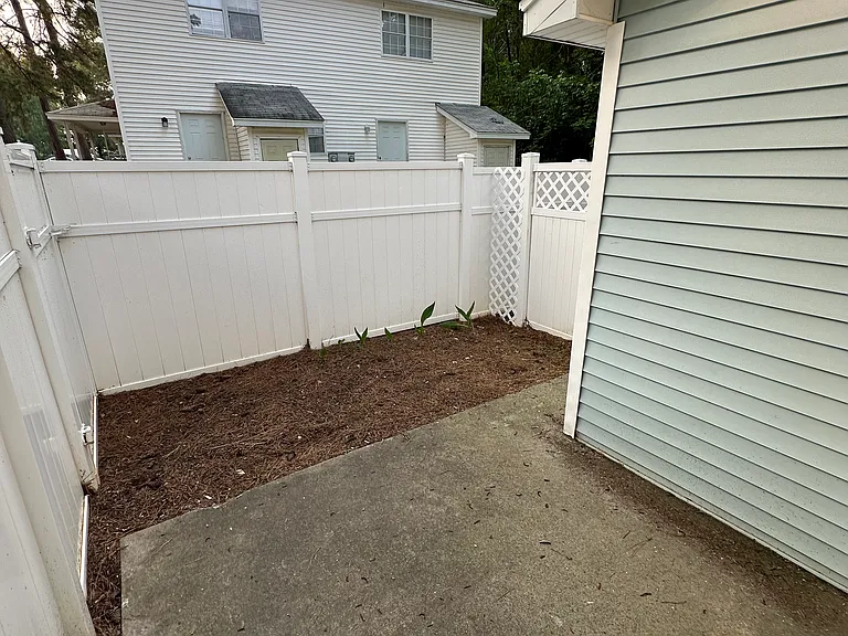 123 Country Town Dr — Photo 13