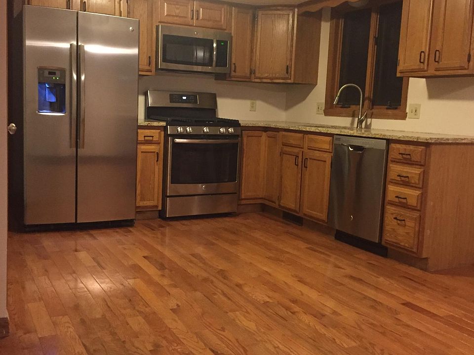 2nd image of 132 Sheri Ln