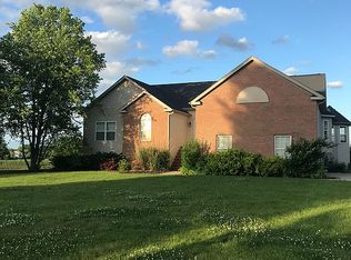 9787 Windy Ln, Bloomington, IL