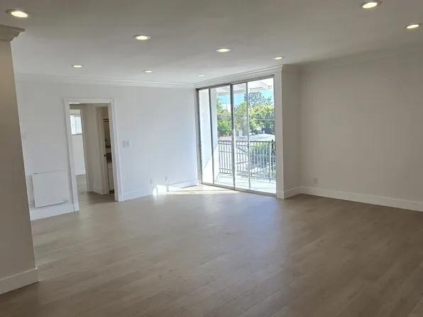 827 2nd St APT 307, Santa Monica, CA 90403
