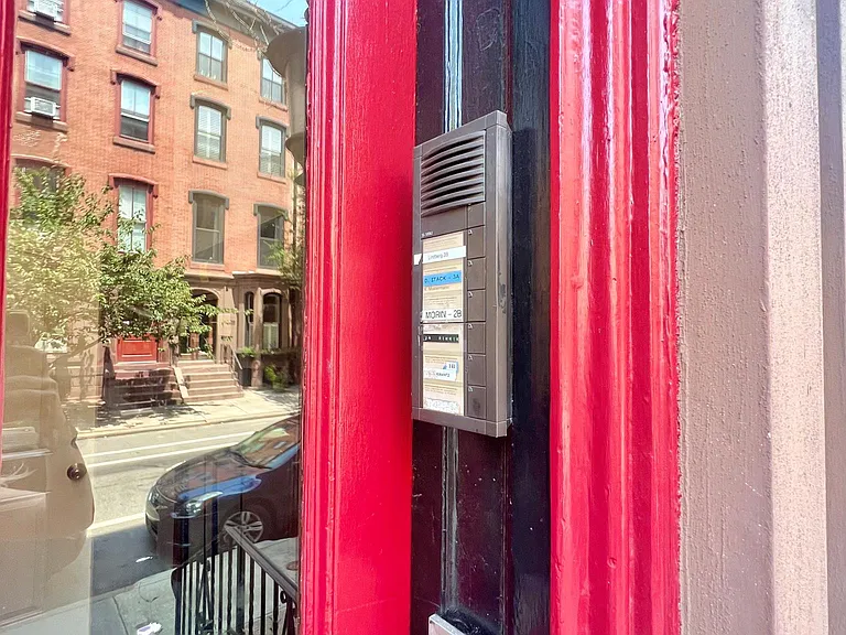 1526 Pine St #1B — Photo 20