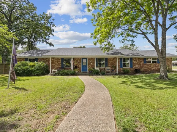 755 Southwood Ln, Fairfield, TX 75840