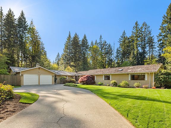 2nd image of 19338 NE 200th St