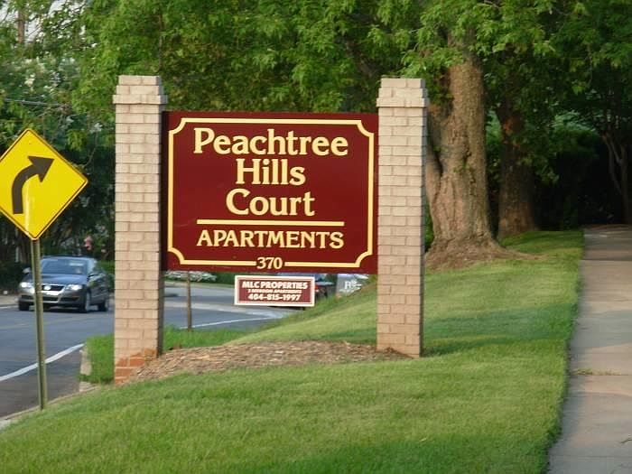 370 Peachtree Hills Avenue