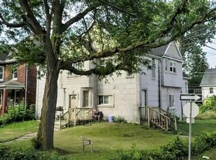 805 Bruce Ave #2, Windsor, ON N9A4X6
