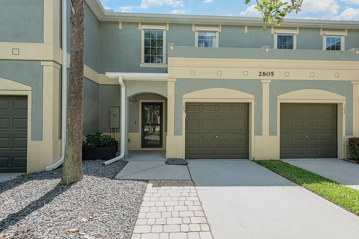 2 bed, 2.5 bath, 1508 sqft, $2,200 — Photo 4