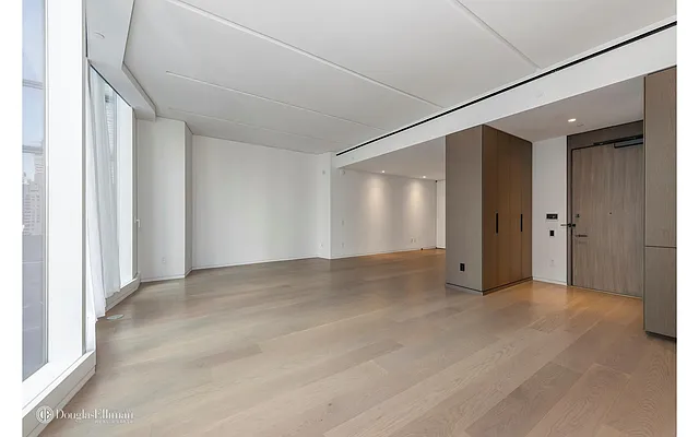 Rented by Douglas Elliman | media 36