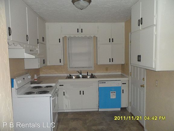 5th image of 1 NW 29th St