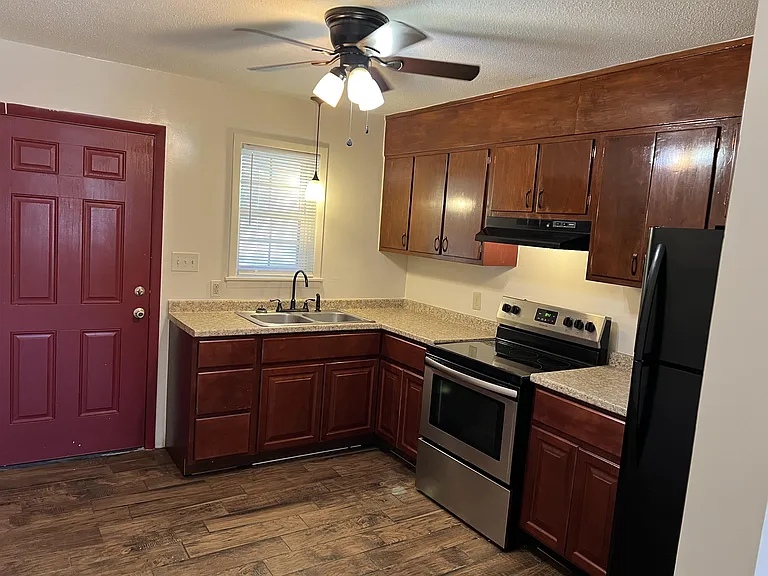 816 Shaw Mill Rd #21 — Photo 9