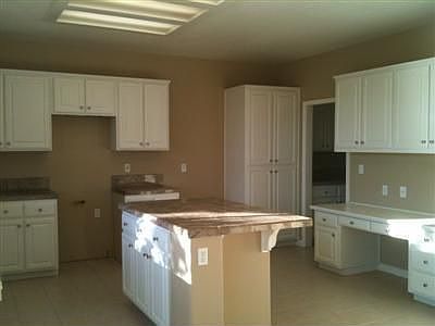 2nd image of 3647 Mammoth Cave Cir