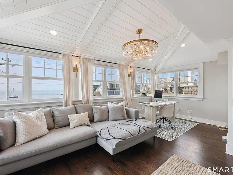 19 Middle Beach Rd — Photo 12