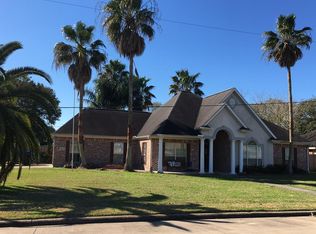 1801 Heisler St, Port Neches, TX 77651