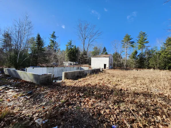 60 Old Thompson Road, Buxton, ME 04093