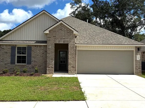 343 White Pine Dr, Lafayette, LA 70501