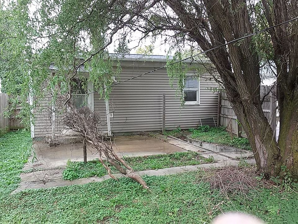 2nd image of 5920 E Shimer Ave