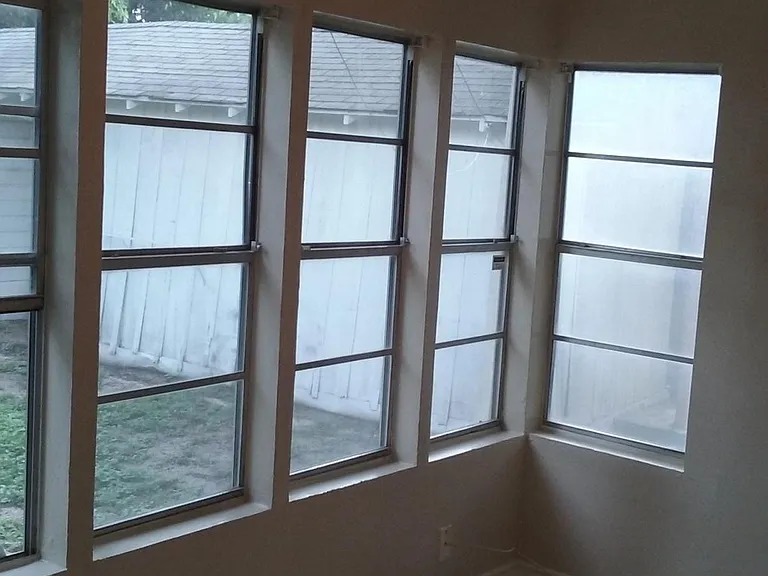 711 W Ridgewood Ct — Photo 10