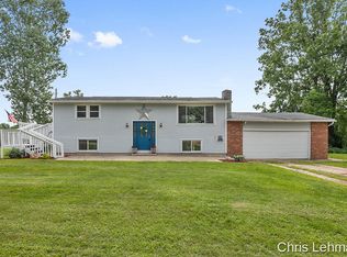 9875 S Bird Rd, Dowling, MI 49050