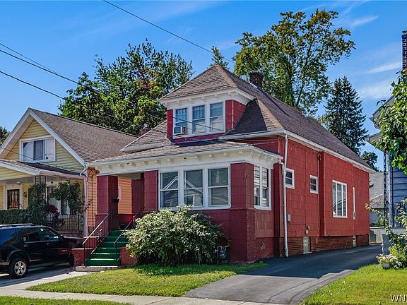 2nd image of 148 Deerfield Ave