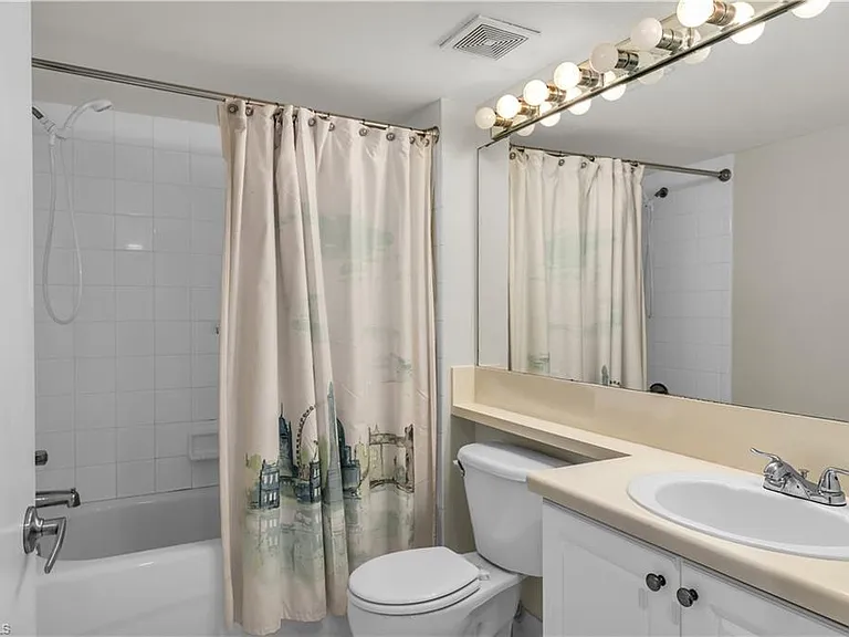 1230 Wildwood Lakes Blvd #105 — Photo 11