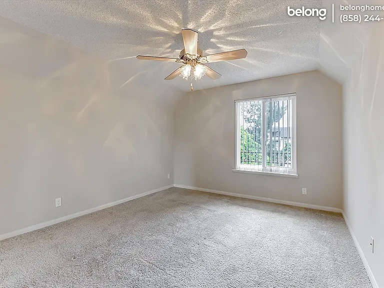8889 Caminito Plaza Centro #7332 — Photo 10
