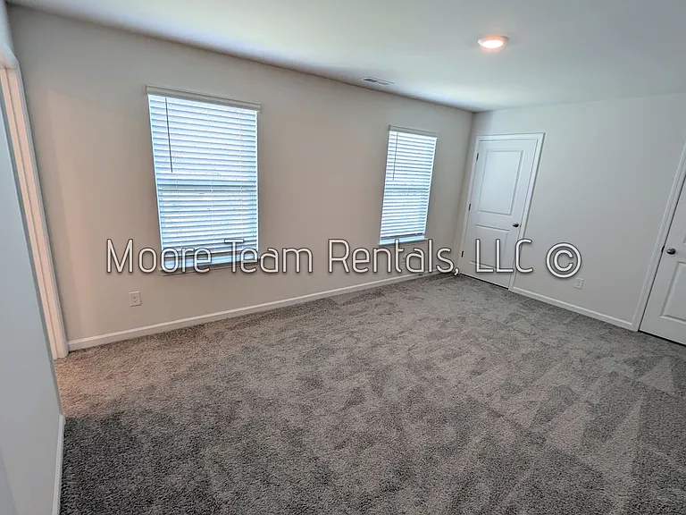 34 Virginia Commons Dr — Photo 14