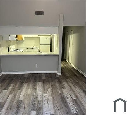 2nd image of 1263 Orange Ave E