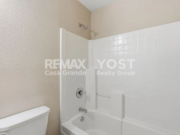 660 W Kingman Loop — Photo 14