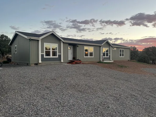 1531 Holbrook Bluffs Ct, Wellington, NV 89444