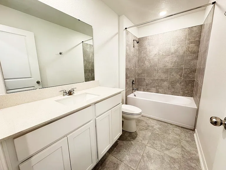 645 Bell Prairie Cir — Photo 25