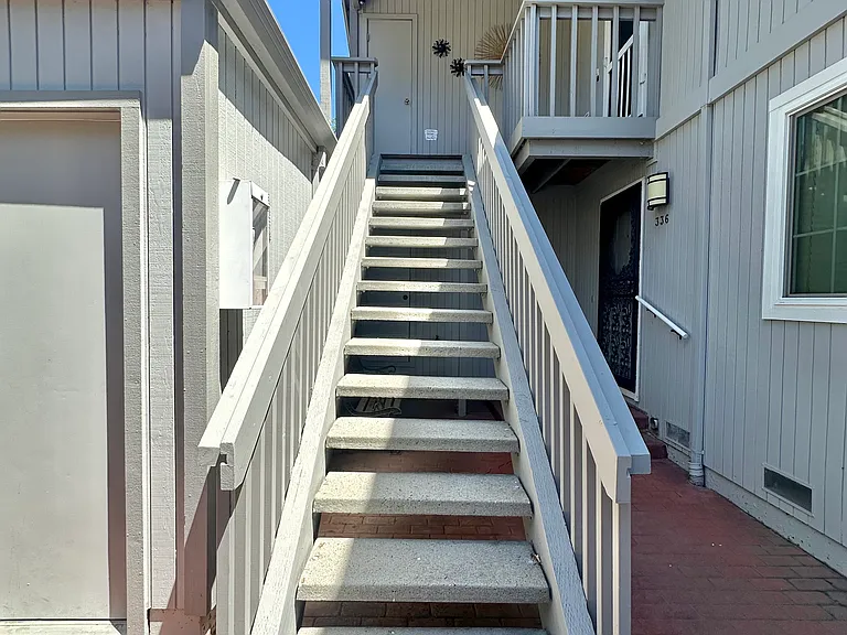 338 Blanchard Ln — Photo 3