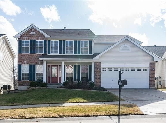This beautiful 4 bedroom, 4 bathroom, 2-story home nestled in The Reserve at Hyland Green offers professional landscaping, irrig