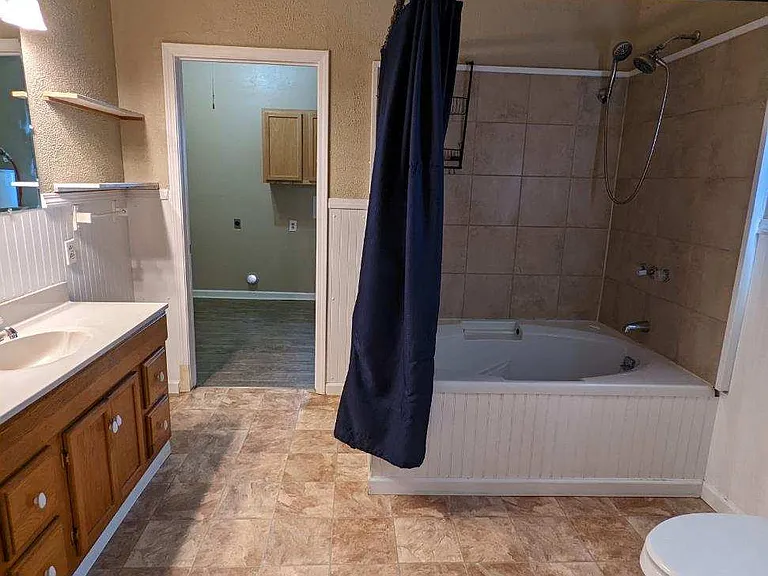 15547 Farm To Market Rd #279 — Photo 14