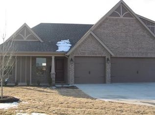 4304 SW Slate Ln, Bentonville, AR 72712